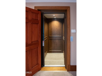 **Charming Family Home in Oxford - A Blend of Comfort and