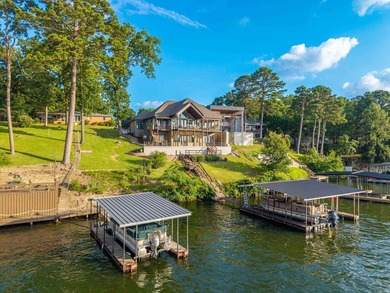Experience luxury lakefront living in this custom-built estate - photo 2