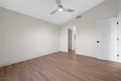 **BACK ON MARKET DUE TO BUYER FINANCING** This beautiful - photo 22