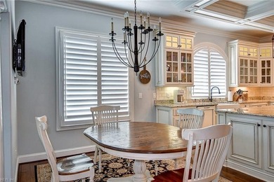 Custom built Manor by Jack Schoch in sought after Great Neck - photo 29