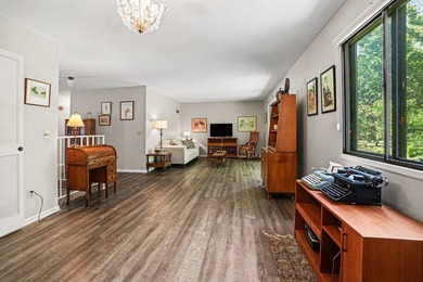 Peaceful, naturesque Parkview Hills living awaits! Explore the - photo 3
