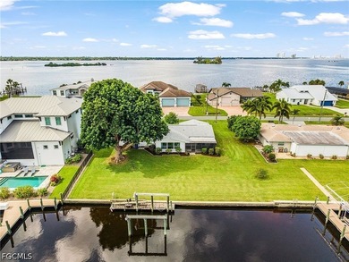 Welcome to waterfront living at its finest in the hidden gem of - photo 4