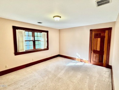 **Charming Family Home in Oxford - A Blend of Comfort and