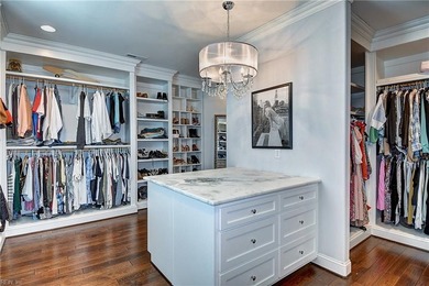 Custom built Manor by Jack Schoch in sought after Great Neck - photo 36