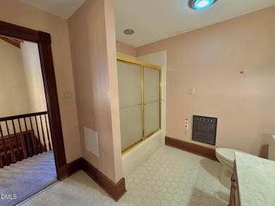 **Charming Family Home in Oxford - A Blend of Comfort and