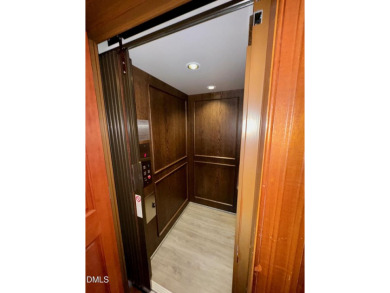 **Charming Family Home in Oxford - A Blend of Comfort and