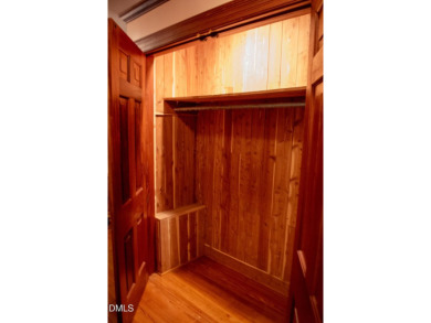 **Charming Family Home in Oxford - A Blend of Comfort and