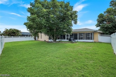 Welcome to your slice of Florida paradise in the highly - photo 2