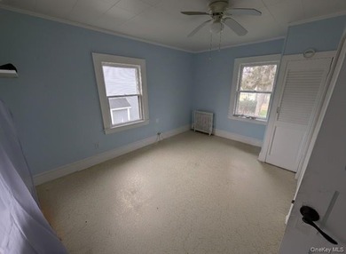 Welcome to this charming home in the heart of Suffolk County! - photo 13