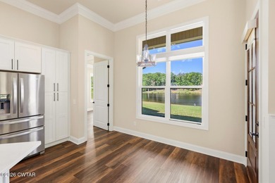Price improvement! Seller has relocated! Motivated! Custom lake - photo 17