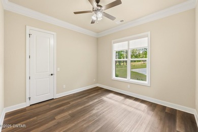 Price improvement! Seller has relocated! Motivated! Custom lake - photo 29