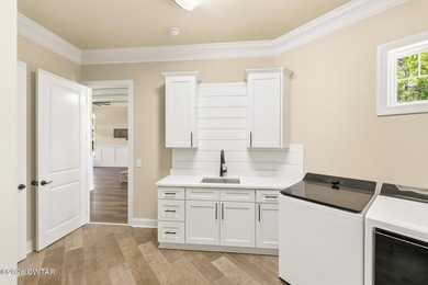 Price improvement! Seller has relocated! Motivated! Custom lake - photo 34