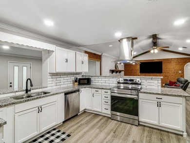 Lake Home For Sale in Streetman, Texas