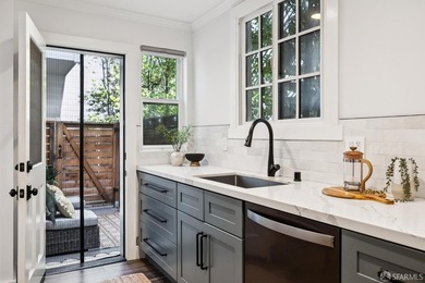 Positioned in the heart of the Marina, 1308 Francisco offers a - photo 7