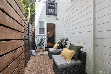 Positioned in the heart of the Marina, 1308 Francisco offers a - photo 8