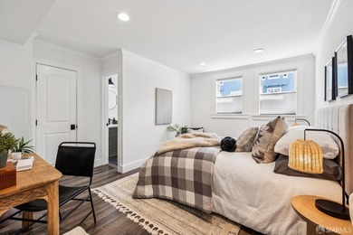Positioned in the heart of the Marina, 1308 Francisco offers a - photo 10