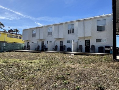 Turn key quadplex across the street from the Gulf of America - photo 3