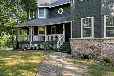 Welcome to this exceptional custom-built home offering a - photo 7