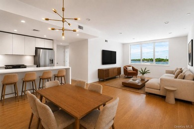 Spacious Three-Bed with Double Exposures, Private Storage & - photo 1