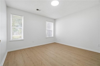 Carefree living - First floor, 3 BR, 2 BA 1250 sq ft with FP in - photo 11