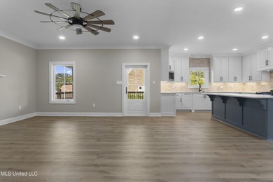 Back on the market due to buyer's financing falling through - photo 12