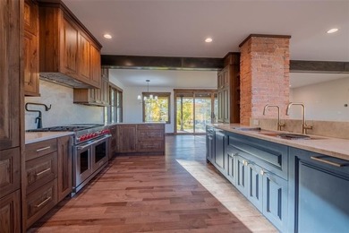 Welcome to Heritage Creek Ranch, an extraordinary 54-acre estate - photo 12