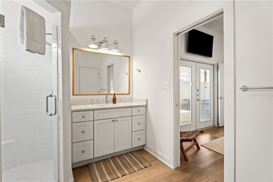 Welcome to Clamshell Cottage, a beautifully designed and fully - photo 14