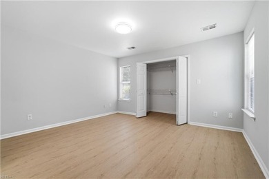 Carefree living - First floor, 3 BR, 2 BA 1250 sq ft with FP in - photo 18