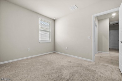 SHORT SALE APPROVED! HIGHLY MOTIVATED SELLER! Will entertain all - photo 21