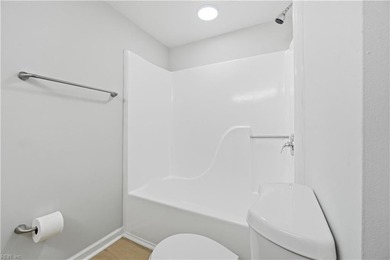 Carefree living - First floor, 3 BR, 2 BA 1250 sq ft with FP in - photo 21