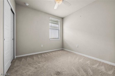 SHORT SALE APPROVED! HIGHLY MOTIVATED SELLER! Will entertain all - photo 22
