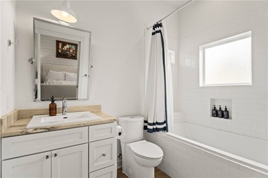 Welcome to Clamshell Cottage, a beautifully designed and fully - photo 23
