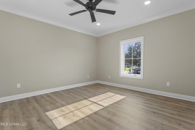 Back on the market due to buyer's financing falling through - photo 26