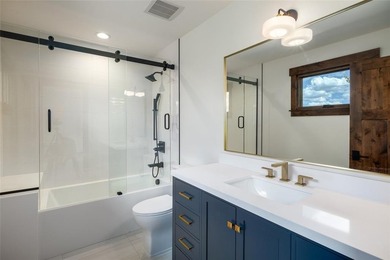 Welcome to Heritage Creek Ranch, an extraordinary 54-acre estate - photo 33