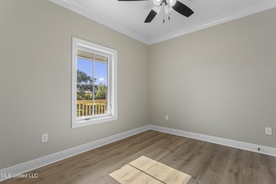 Back on the market due to buyer's financing falling through - photo 34