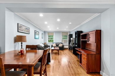 Spacious, well maintained, and move in ready 1 Bed 1 Bath unit - photo 6