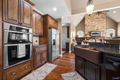 Welcome to your sanctuary in The Bend subdivision. Tucked away - photo 40