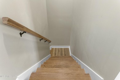 Back on the market due to buyer's financing falling through - photo 44