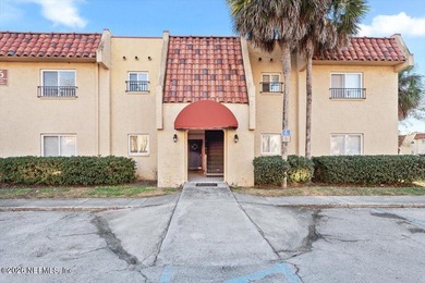 Investor opportunity with immediate income potential! This well - photo 5