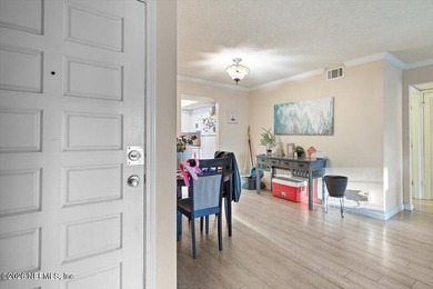 Investor opportunity with immediate income potential! This well - photo 10