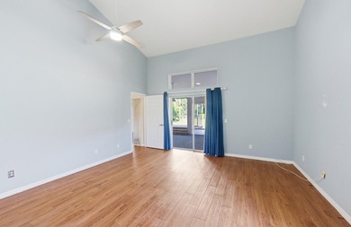 Investor or Fixer Upper Special. Selling as is. Conventional or - photo 9