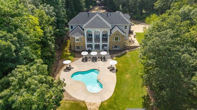 Lake Hamilton Estate - 6 1/2 Acres & 250' Frontage. This luxury - photo 5