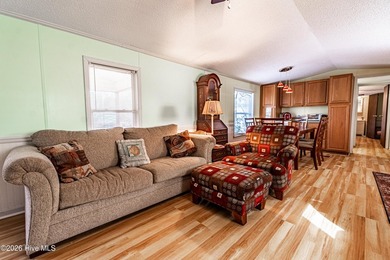 Move-in ready coastal property with privacy that's hard to find - photo 15