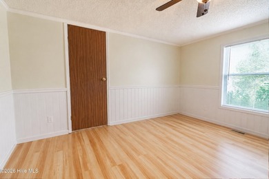 Move-in ready coastal property with privacy that's hard to find - photo 31