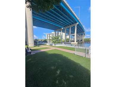 Live the waterfront dream in Mystic Pointe, Aventura! This