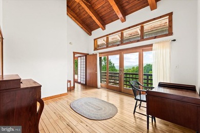 A private estate set in the countryside near Sperryville, VA - photo 33
