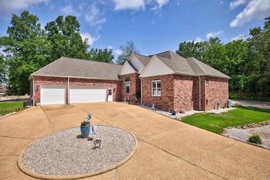 Lake Balboa Home For Sale in Hot Springs Village Arkansas