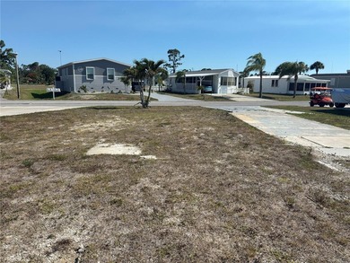 Here is your chance to own a piece of paradise! This prime lot - photo 2