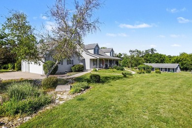 Experience the perfect blend of country charm and natural beauty - photo 4