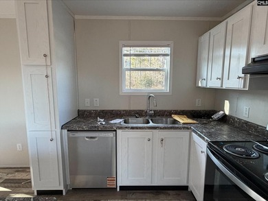 Brand new 2026 Hamilton Faith 3-bedroom, 2-bath manufactured - photo 6